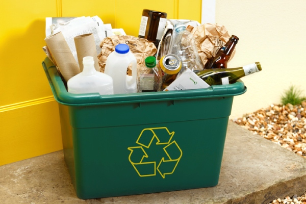 Los materiales reciclables que más aparecen en casa Materiales reciclables comunes de casa
