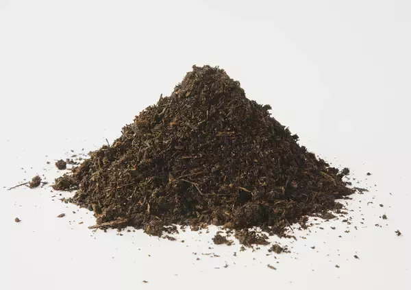Compost hecho en compostajes caseros